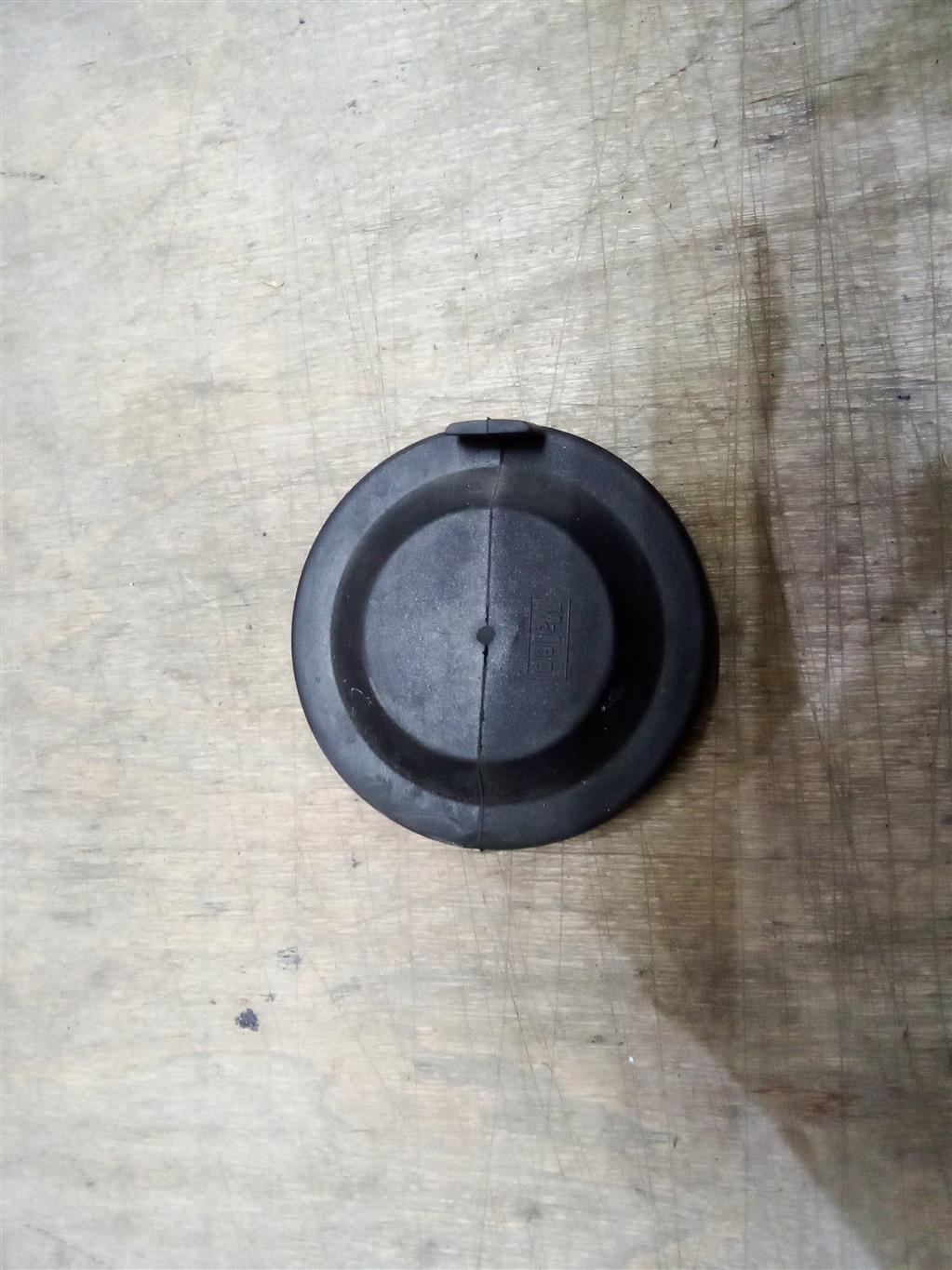 VW Passat (B7) 2011> для Крышка фары