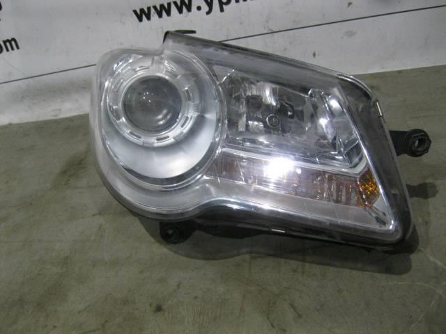 VW Touran 2003-2010 для Фара правая