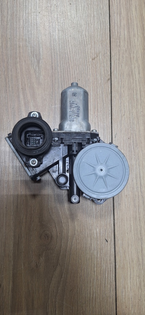 Toyota RAV 4 2006-2013 для Мотор стеклоподъемника передний правый Toyota RAV 4 2006-2013 для Мотор стеклоподъемника передний правый