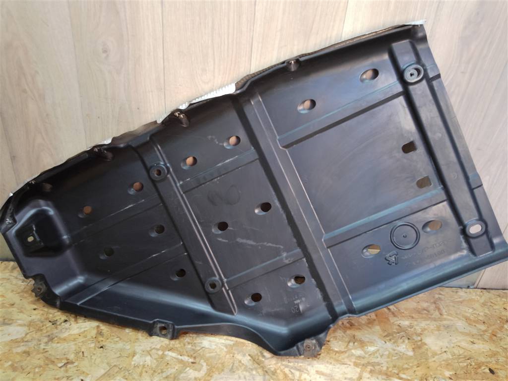 Lexus RX 350/450H 2017-2019 для Защита топливного бака Lexus RX 350/450H 2017-2019 для Защита топливного бака