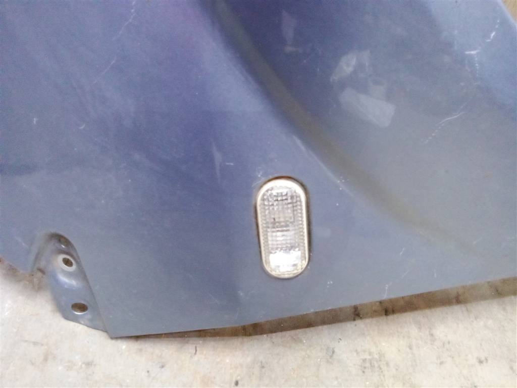 Ford Fiesta 2001-2007 для Повторитель на крыло белый Ford Fiesta 2001-2007 для Повторитель на крыло белый