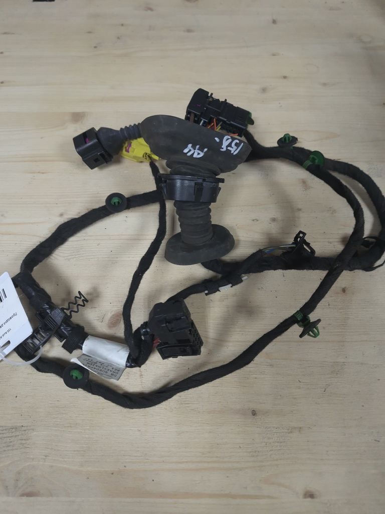 Audi A4 (B7) 2005-2008 для Проводка двери передней правой