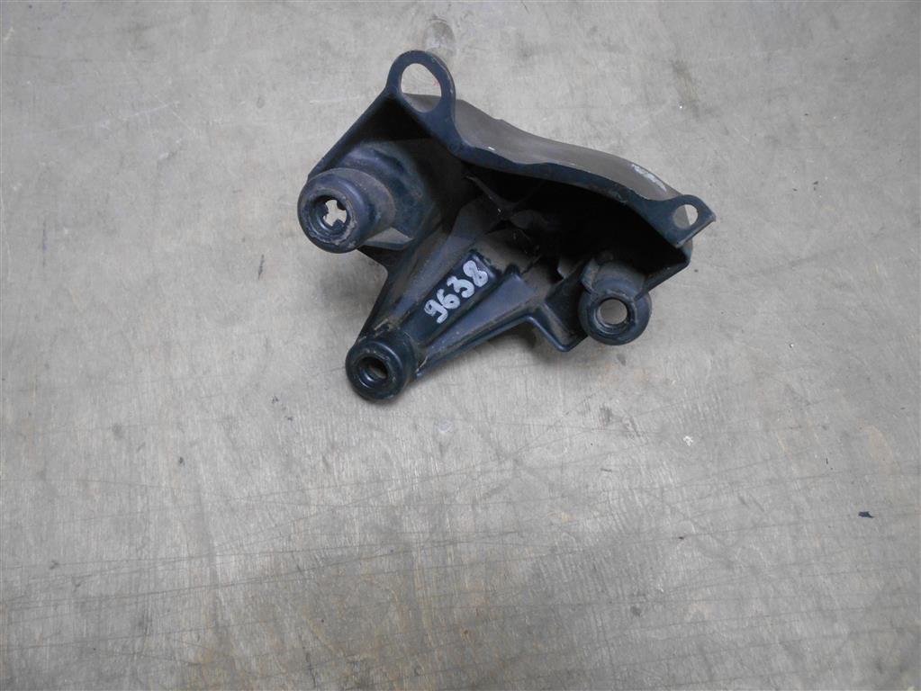 Peugeot 3008 2010-2016 для Кронштейн заднего бампера правый