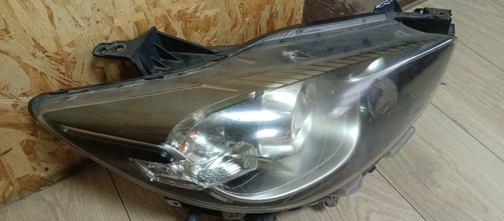 Mazda CX5 2012-2015 для Фара правая Mazda CX5 2012-2015 для Фара правая