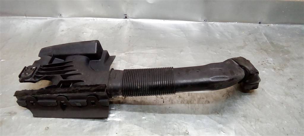 Ford Galaxy 2006-2015 для Воздухозаборник (наружный) Ford Galaxy 2006-2015 для Воздухозаборник (наружный)