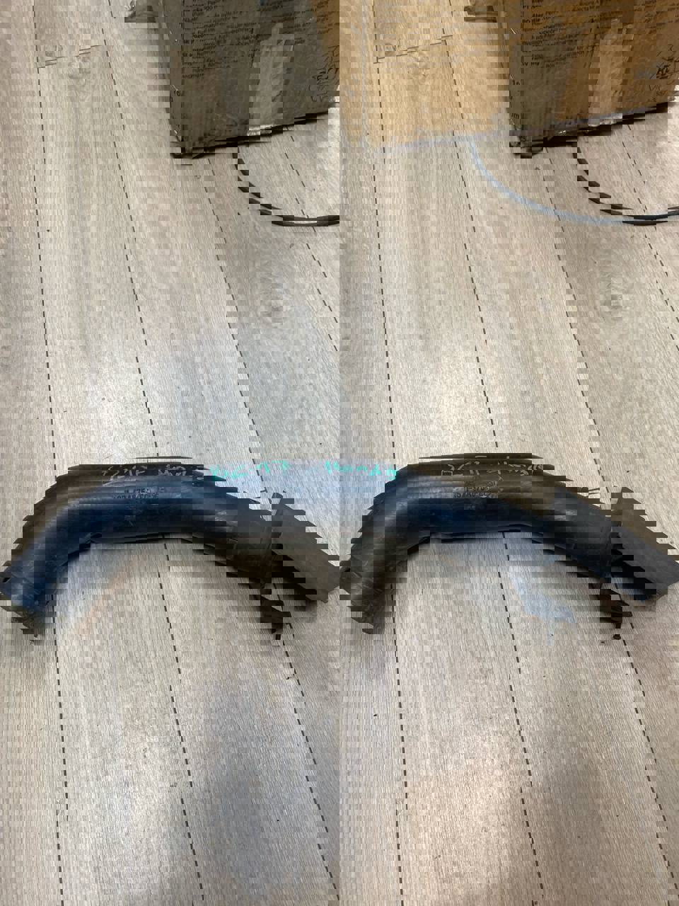 Ford Mondeo III 2000-2007 для Воздухозаборник (наружный)