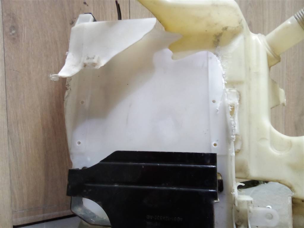 Ford Galaxy 2006-2015 для Бачок омывателя лобового стекла Ford Galaxy 2006-2015 для Бачок омывателя лобового стекла