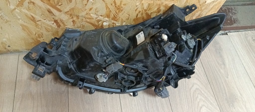 Mazda CX5 2012-2015 для Фара правая Mazda CX5 2012-2015 для Фара правая
