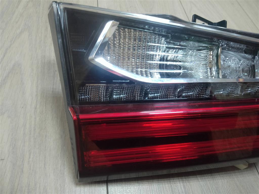 Lexus RX 350/450H 2017-2019 для Фонарь задний внутренний левый Lexus RX 350/450H 2017-2019 для Фонарь задний внутренний левый