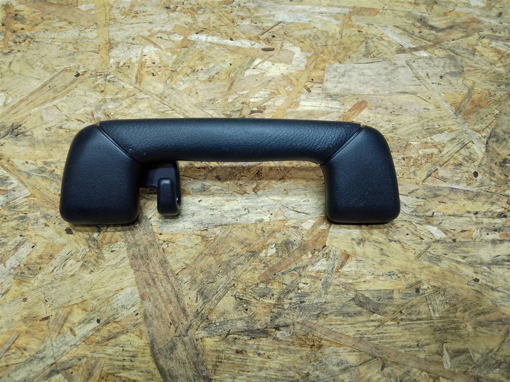 Lexus RX 350/450H 2017-2019 для Ручка внутренняя потолочная задняя правая Lexus RX 350/450H 2017-2019 для Ручка внутренняя потолочная задняя правая