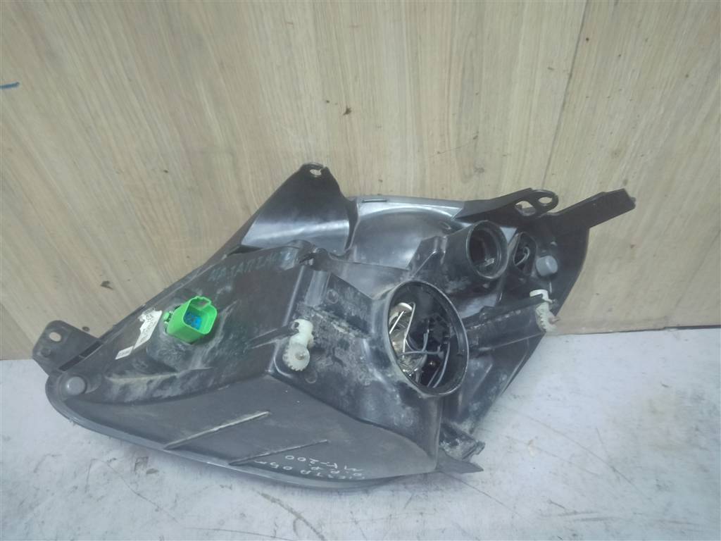 Ford Fiesta 2001-2007 для Фара правая Ford Fiesta 2001-2007 для Фара правая