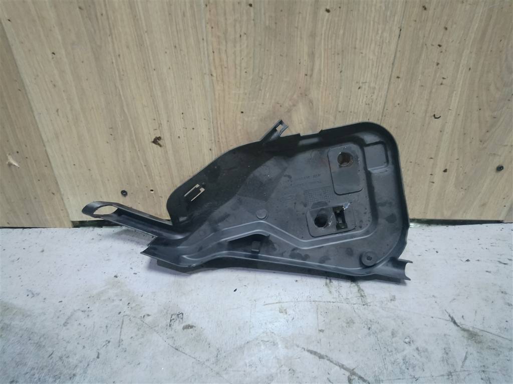 Ford Fusion 2002 - для Кронштейн (сопут. товар) Ford Fusion 2002 - для Кронштейн (сопут. товар)
