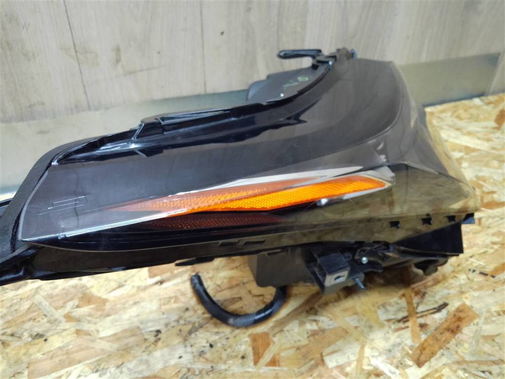 Lexus RX 350/450H 2017-2019 для Фара правая Lexus RX 350/450H 2017-2019 для Фара правая