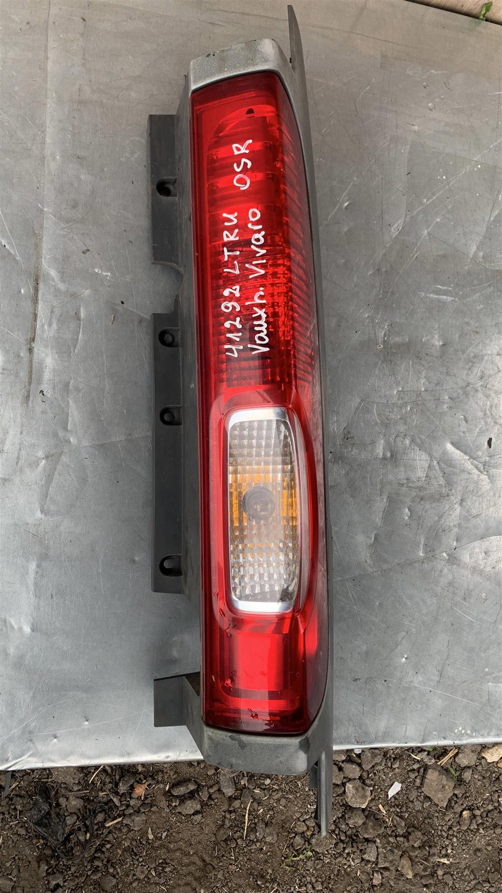 Opel Vivaro с 2006-2014 для Фонарь задний правый Opel Vivaro с 2006-2014 для Фонарь задний правый