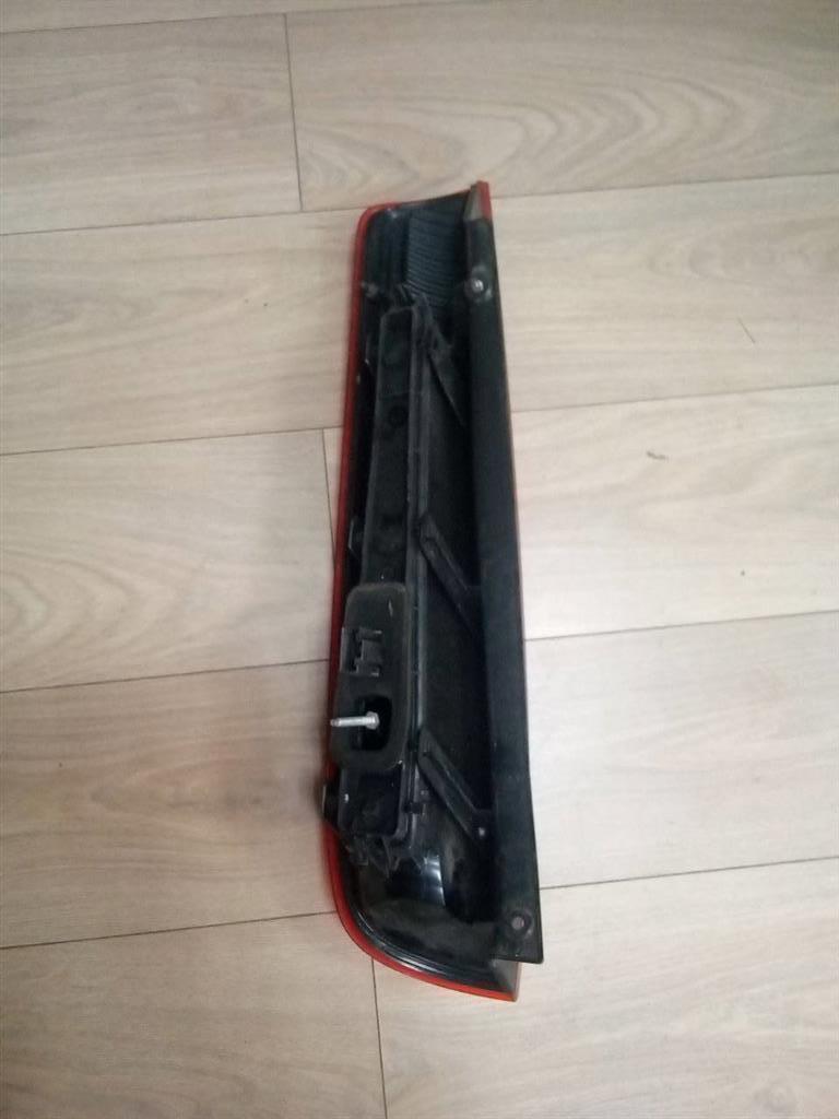 Ford Fiesta 2001-2007 для Фонарь задний правый Ford Fiesta 2001-2007 для Фонарь задний правый