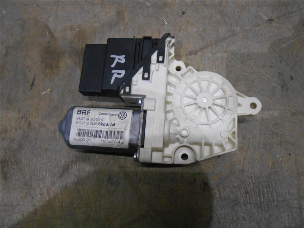 Skoda Octavia (A5 1Z-) 2004-2013 для Мотор стеклоподъемника задний правый