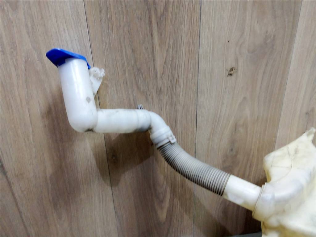 Ford Galaxy 2006-2015 для Бачок омывателя лобового стекла Ford Galaxy 2006-2015 для Бачок омывателя лобового стекла