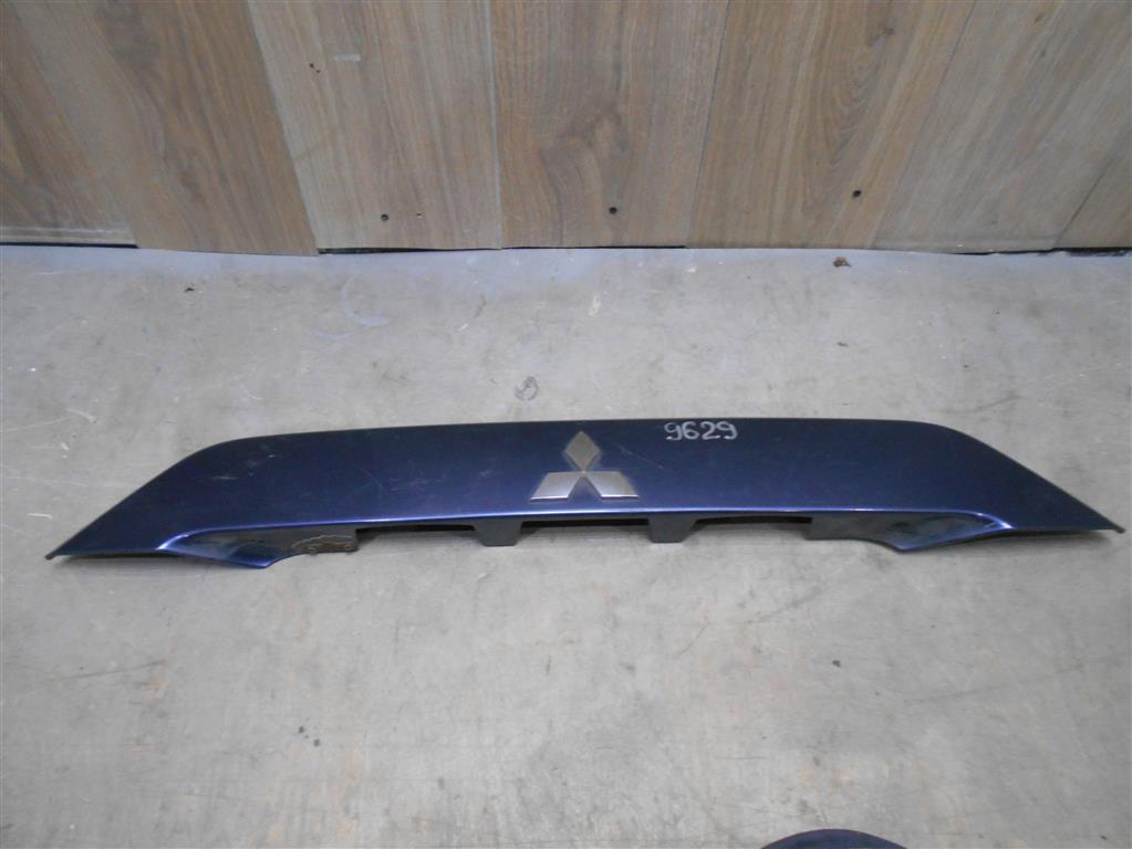 Mitsubishi Outlander XL (CW) 2006-2012 для Накладка двери багажника