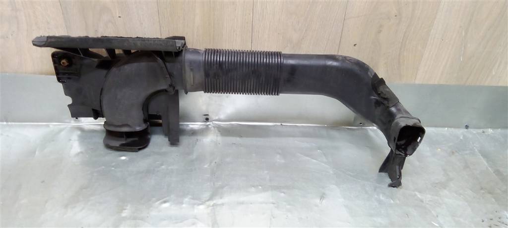 Ford Galaxy 2006-2015 для Воздухозаборник (наружный) Ford Galaxy 2006-2015 для Воздухозаборник (наружный)