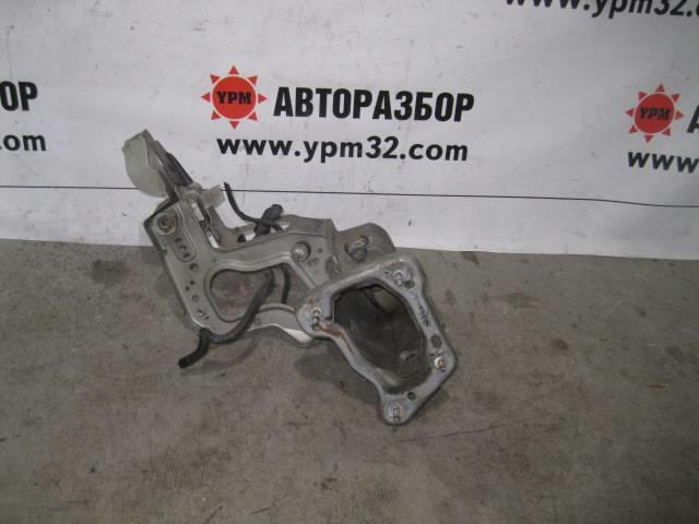 Ford C-MAX 2003-2011 для Лонжерон передний правый