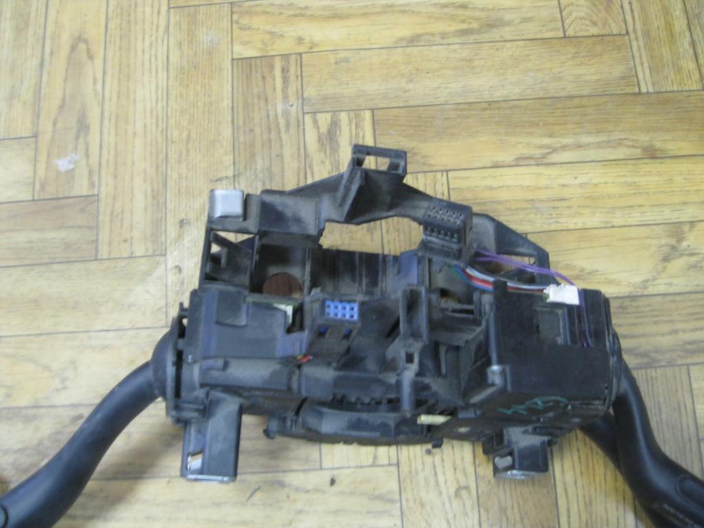 VW Jetta 2006-2011 для Кронштейн