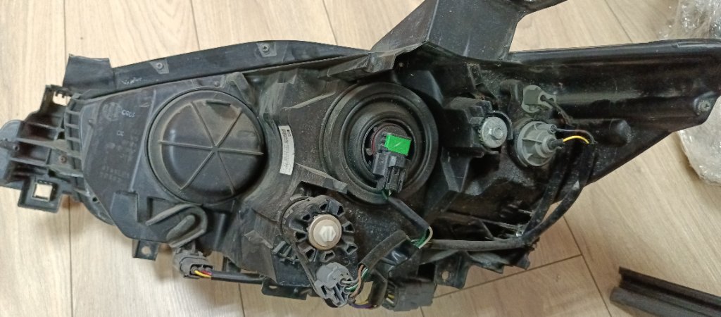 Mazda CX5 2012-2015 для Фара правая Mazda CX5 2012-2015 для Фара правая