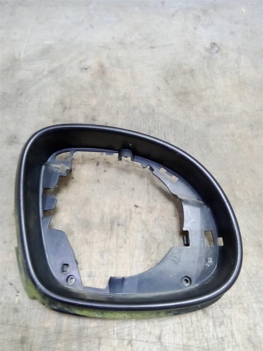 VW Tiguan 2007-2011 для Накладка зеркала