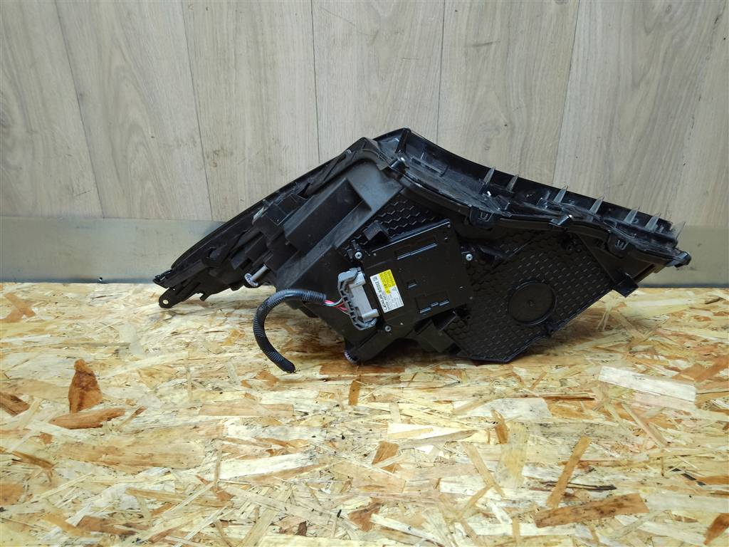 Lexus RX 350/450H 2017-2019 для Фара правая Lexus RX 350/450H 2017-2019 для Фара правая