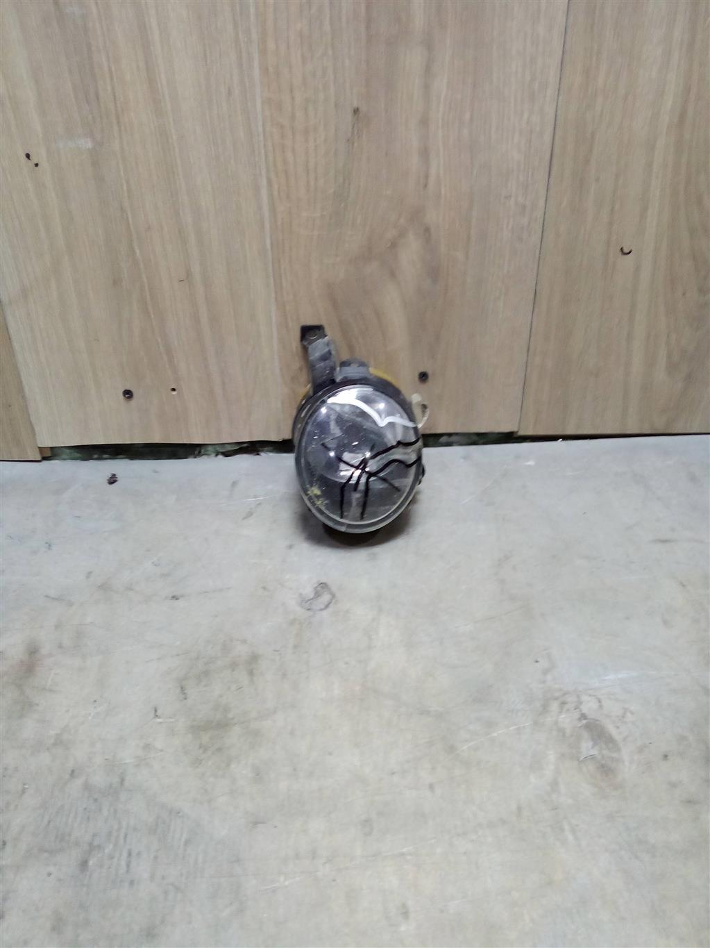 VW Tiguan 2007-2011 для Фара противотуманная левая