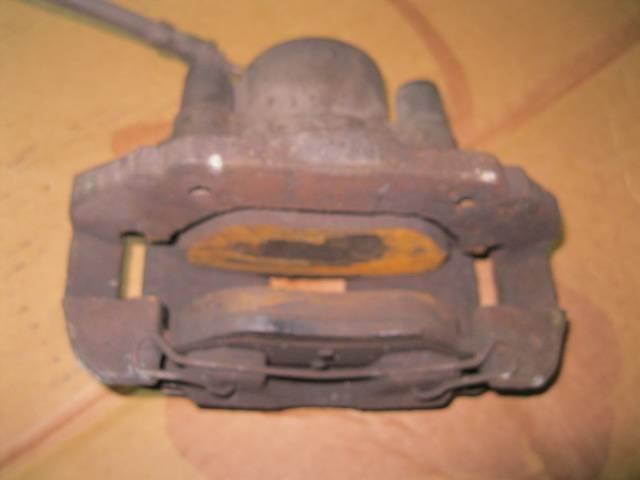 Ford Fiesta 2001-2007 для Суппорт передний левый Ford Fiesta 2001-2007 для Суппорт передний левый