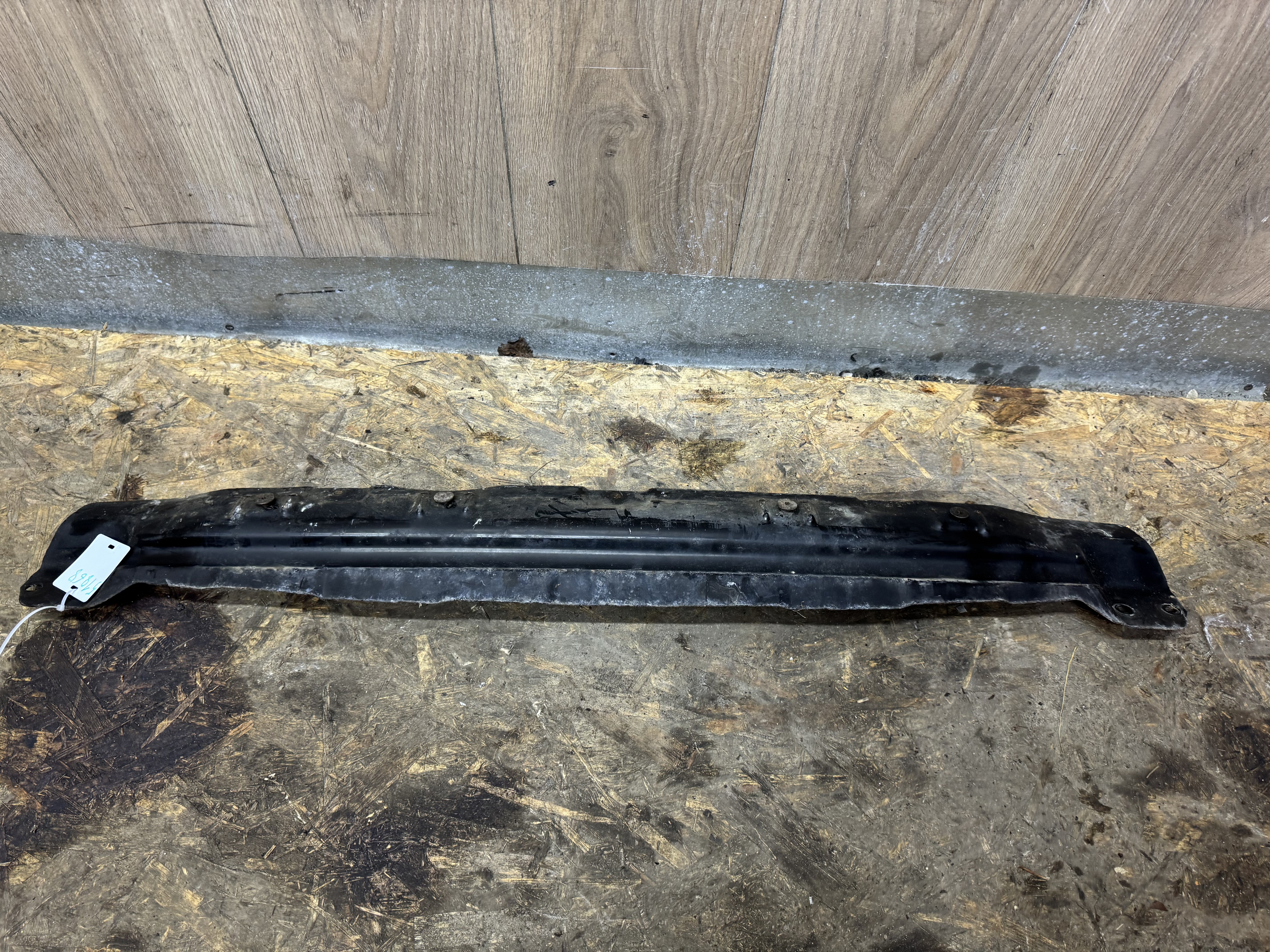 VW Touareg 2002-2010 для Балка под радиатор