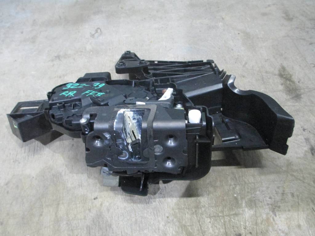 Ford Focus II 2005-2008 для Замок двери задней правой