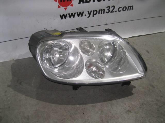 VW Touran 2003-2010 для Фара правая