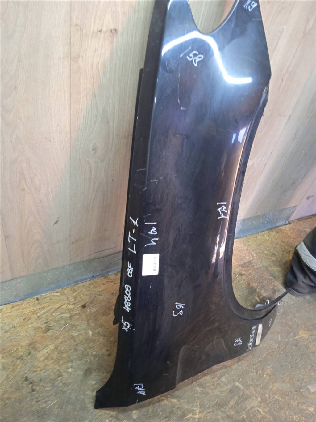 BMW X5 E53 2000-2007 для Крыло переднее правое BMW X5 E53 2000-2007 для Крыло переднее правое