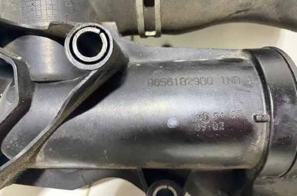 Ford Galaxy 2006-2015 для Корпус термостата Ford Galaxy 2006-2015 для Корпус термостата