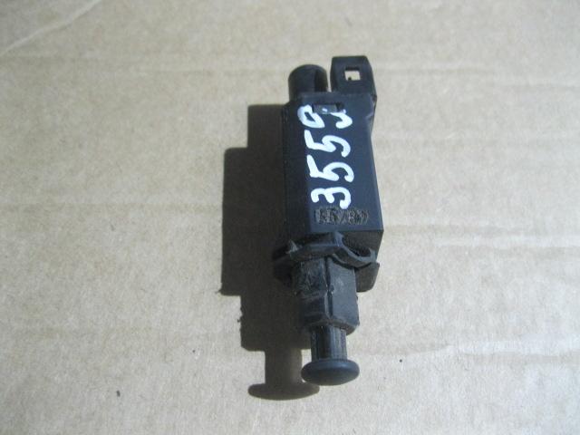 VW Transporter T4 1991-1996 для Датчик включения стопсигнала