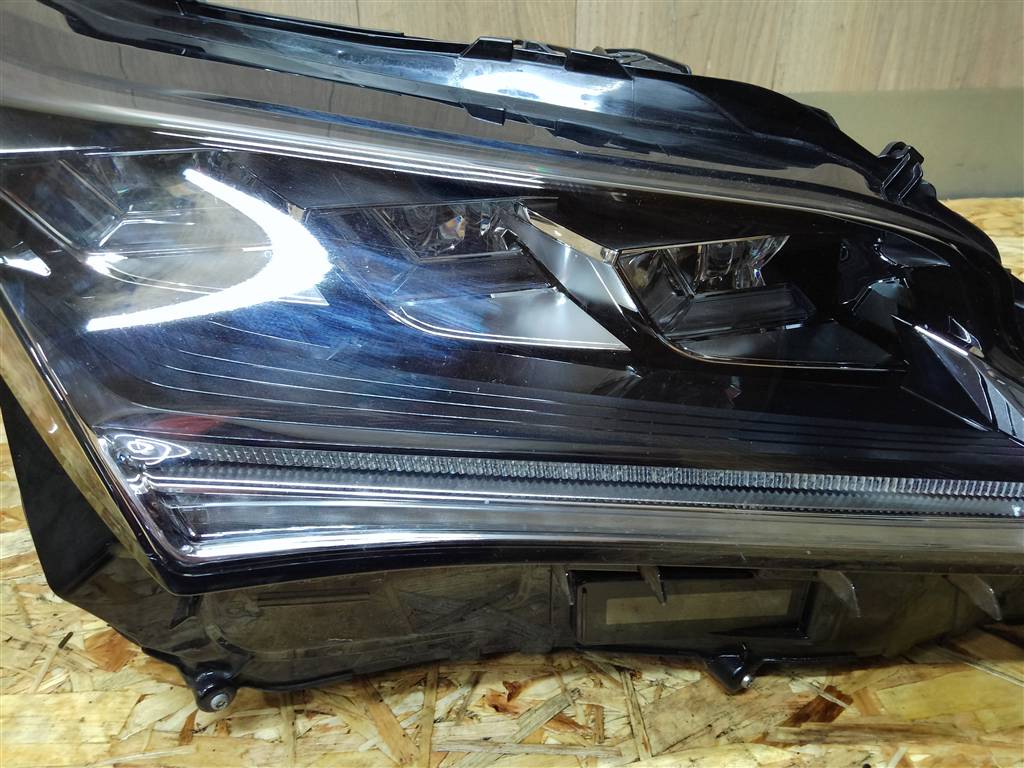 Lexus RX 350/450H 2017-2019 для Фара правая Lexus RX 350/450H 2017-2019 для Фара правая