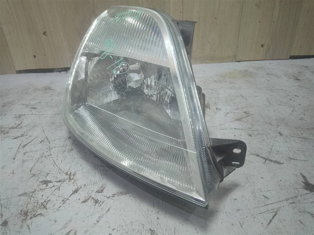 Ford Fiesta 2001-2007 для Фара правая Ford Fiesta 2001-2007 для Фара правая