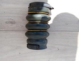 Патрубок интеркулера для Peugeot 3008 2010-2016  запчасти бу