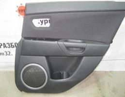 Обшивка двери задней правой для Mazda Mazda 3 (BK) 2002-2009  запчасти бу