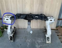 Кронштейн фары правой для Peugeot Boxer 2006>  запчасти бу