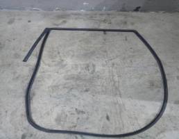 Уплотнитель двери задней правой для Kia Ceed 2007- 2012  запчасти бу