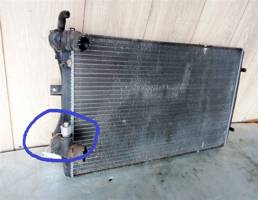 Датчик температуры охлаждающей жидкости для VW Golf V 2003-2009  запчасти бу