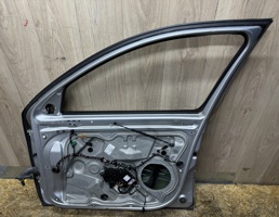 Уплотнитель стекла передней двери для Skoda Octavia (A5 1Z-) 2004-2013  запчасти бу