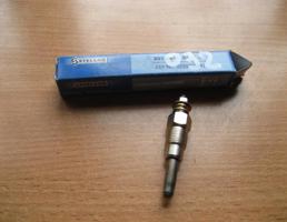 Свеча накаливания для Mercedes Benz Sprinter 1995-2006  запчасти бу