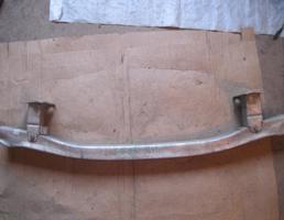 Усилитель переднего бампера для Renault Megane II 2002-2009  запчасти бу