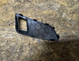 Решетка динамика для Skoda Octavia (A5 1Z-) 2004-2013  запчасти бу