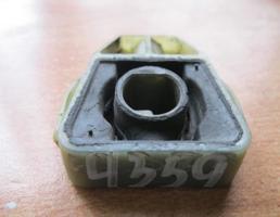 Подушка радиатора для Skoda Fabia 1999-2006  запчасти бу