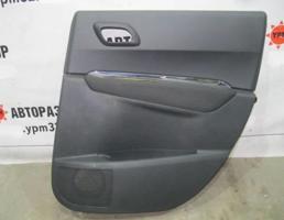 Обшивка двери задней правой для Peugeot 3008 2010-2016  запчасти бу