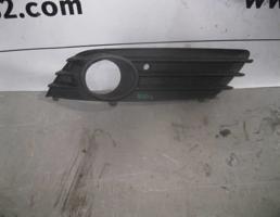 Решетка переднего бампера левая для Opel Astra H / Family 2004-2015  запчасти бу